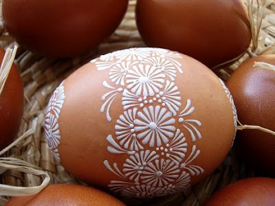 Kraslice Czech Easter egg designs via leaonski.co.uk