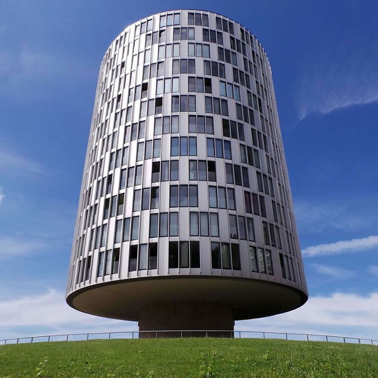 minimalist architectural photography of amsterdam macenzo 31