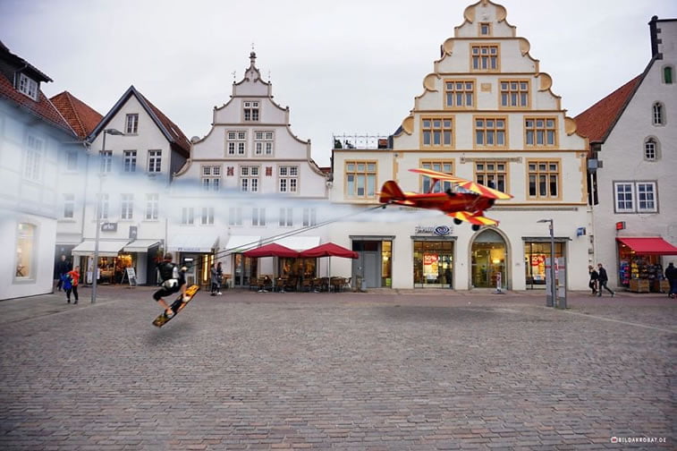 photo manipulation bildakrobat streetsurfing
