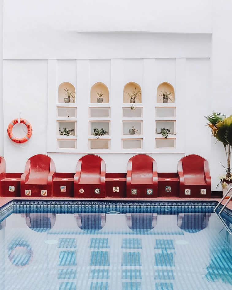 swimming pool empty cahirs