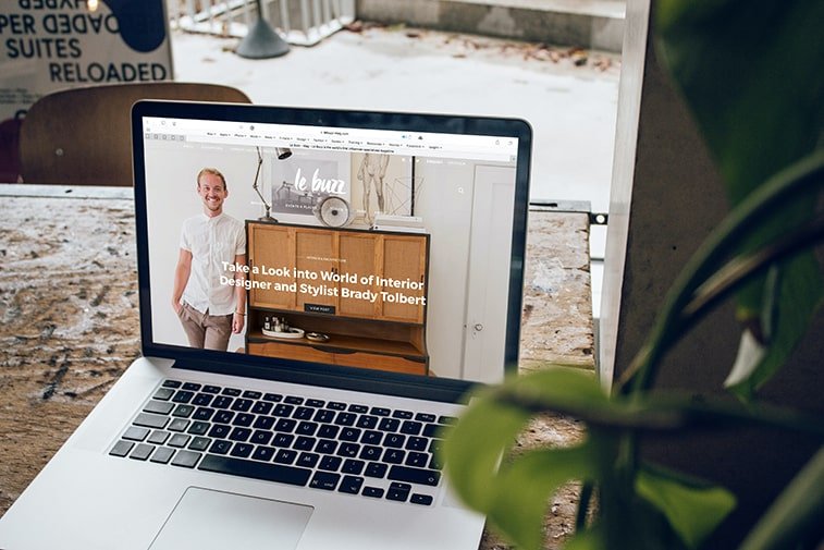 website laptop home page